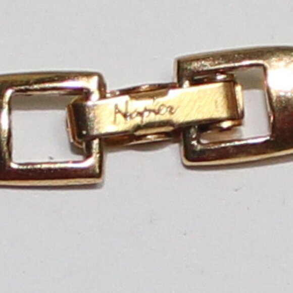 Older Napier Black Gold & Imitation Pearl Fashion Necklace - Picture 8 of 8